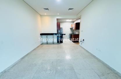 Apartment - 2 Bedrooms - 2 Bathrooms for rent in Zig Zag Tower B - Zig Zag Towers - West Bay - Doha