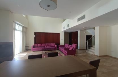 Apartment - 4 Bedrooms - 6 Bathrooms for rent in Anas Street - Fereej Bin Mahmoud North - Fereej Bin Mahmoud - Doha