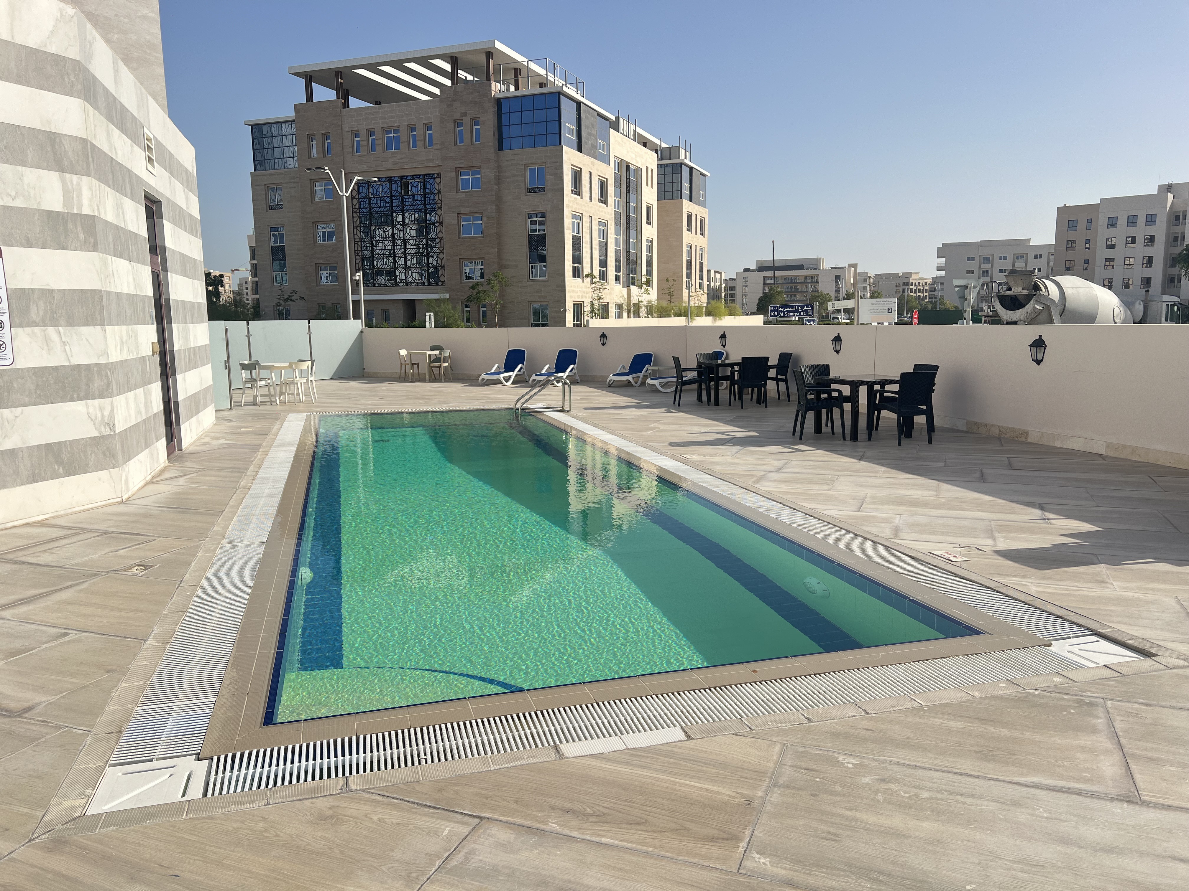 Huge units| 2BR- FF| Bills excluded |city view| - apartment in Fox Hills South