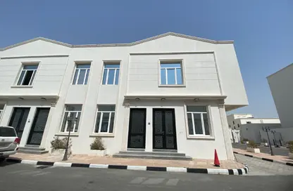 Villa - 7 Bedrooms - 7+ Bathrooms for rent in Umm Al Amad - Umm Al Amad - Al Shamal