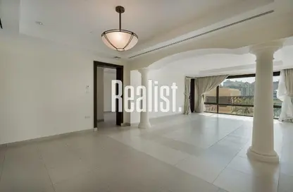 تاون هاوس - 2 غرف نوم - 3 حمامات للايجار في طريق بورتو الغربي - بورتو أرابيا - جزيرة اللؤلؤة - الدوحة