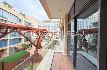 Apartment - 2 Bedrooms - 3 Bathrooms for sale in Crystal Residence - Gewan Island - The Pearl Island - Doha