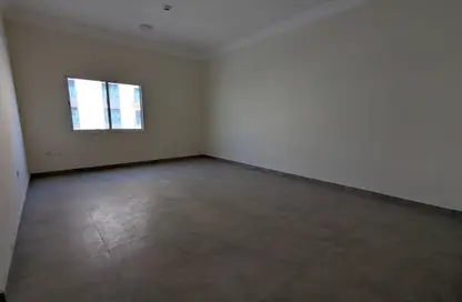 Apartment - 2 Bedrooms - 2 Bathrooms for rent in Muntazah 7 - Al Muntazah - Doha