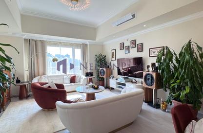 Apartment - 2 Bedrooms - 3 Bathrooms for sale in West Porto Drive - Porto Arabia - The Pearl Island - Doha