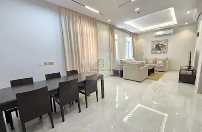 Apartment - 2 Bedrooms - 2 Bathrooms for rent in Thabit Bin Zaid Street - Al Mansoura - Doha