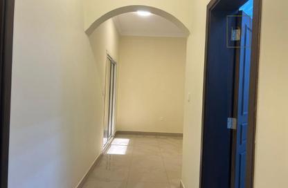 Apartment - 3 Bedrooms - 3 Bathrooms for rent in Fereej Bin Mahmoud - Doha