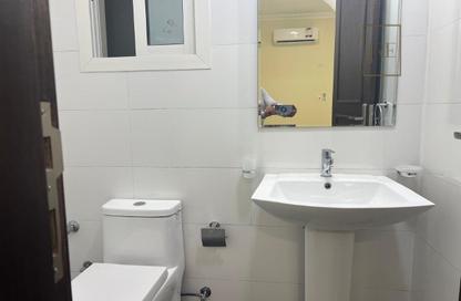 Apartment - 3 Bedrooms - 3 Bathrooms for rent in Fereej Bin Mahmoud - Doha
