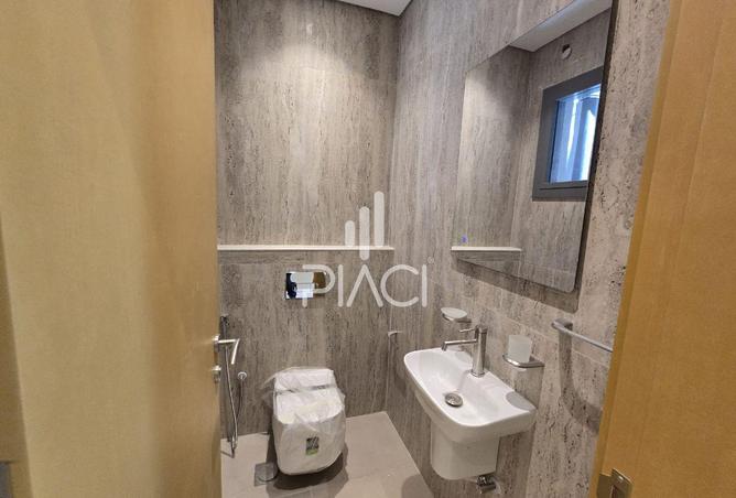 57030808 - Property Image 3