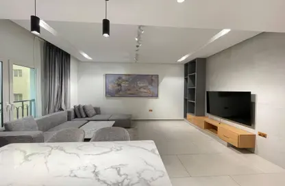 Apartment - 2 Bedrooms - 3 Bathrooms for rent in Les Roses Executive Apartments 3 - Al Mansoura - Doha