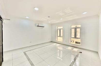 Apartment - 1 Bedroom - 1 Bathroom for rent in Al Mansoura - Al Mansoura - Doha