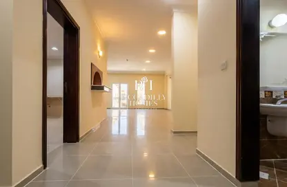 Apartment - 2 Bedrooms - 3 Bathrooms for rent in Al Markhiya Street - Al Markhiya - Doha