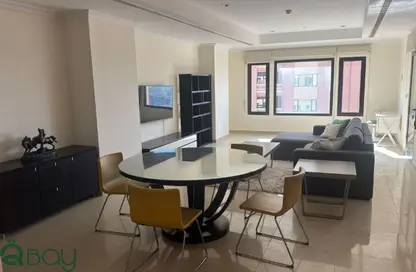Apartment - 1 Bedroom - 2 Bathrooms for rent in West Porto Drive - Porto Arabia - The Pearl Island - Doha