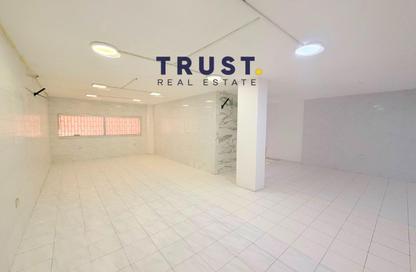 Shop - Studio - 1 Bathroom for rent in Bin Omran - Fereej Bin Omran - Doha