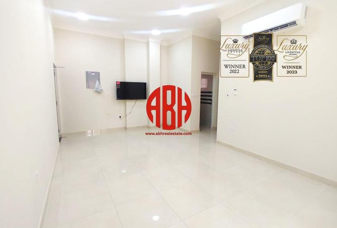 55876108 - Property Image 2