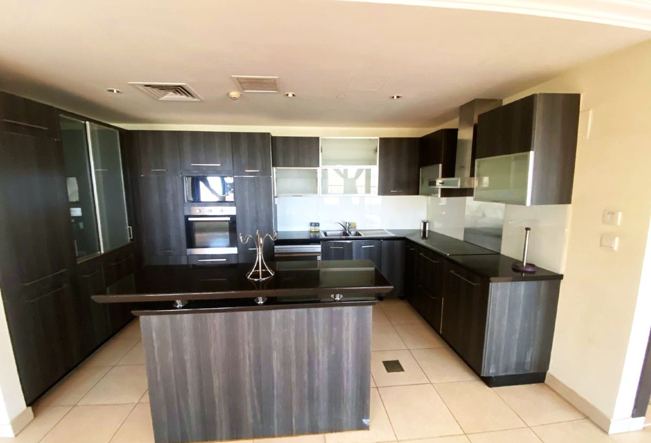 Prime Investment | 2 BHK + MAID | TITLE DEED READY - apartment in Porto Arabia