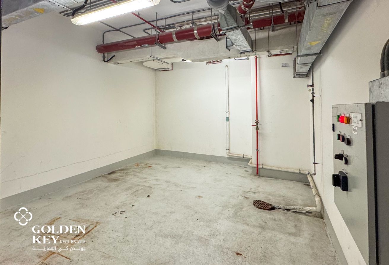 60 SQM Storage for Rent in West Bay