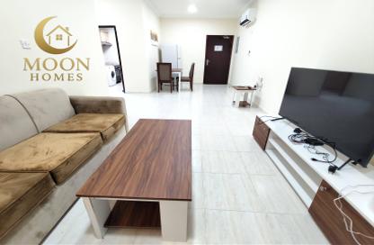 Apartment - 1 Bedroom - 1 Bathroom for rent in Umm Ghwailina Comm - Umm Ghuwalina - Umm Ghuwailina - Doha