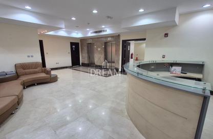 Whole Building - Studio - 6 Bathrooms for rent in B-Ring Road - Doha