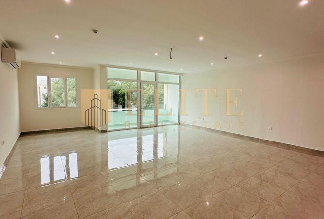 61674209 - Property Image 2