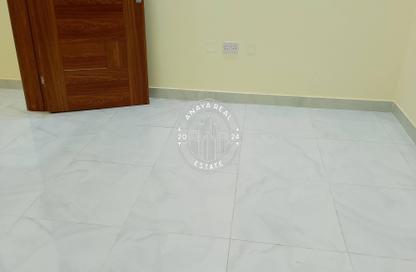 Apartment - 2 Bedrooms - 1 Bathroom for rent in Al Duhail South - Al Duhail - Doha