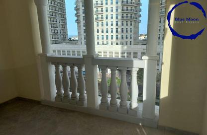 Apartment - 2 Bedrooms - 2 Bathrooms for rent in Viva West - Viva Bahriyah - The Pearl Island - Doha