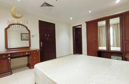 Apartment - 1 Bedroom - 1 Bathroom for rent in Umm Ghuwailina 4 - Umm Ghuwailina - Doha