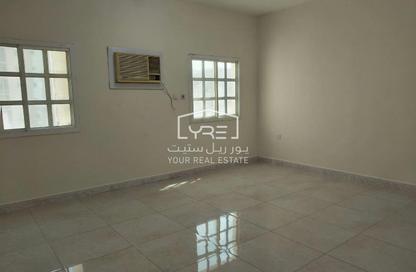 Apartment - 2 - 1 for rent in Umm Ghuwalina - Umm Ghuwailina - Doha Apartment - 2 - 1 for rent in Umm Ghuwalina - Umm Ghuwailina - Doha