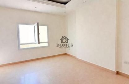 Apartment - 3 Bedrooms - 3 Bathrooms for rent in Al Nasr Street - Al Nasr - Doha