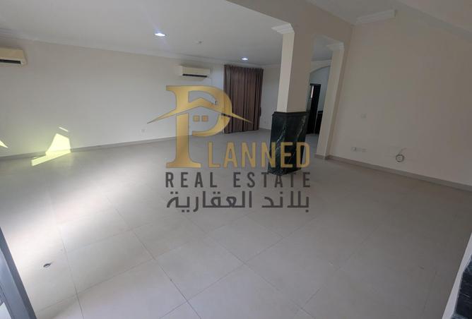 56616935 - Property Main Image