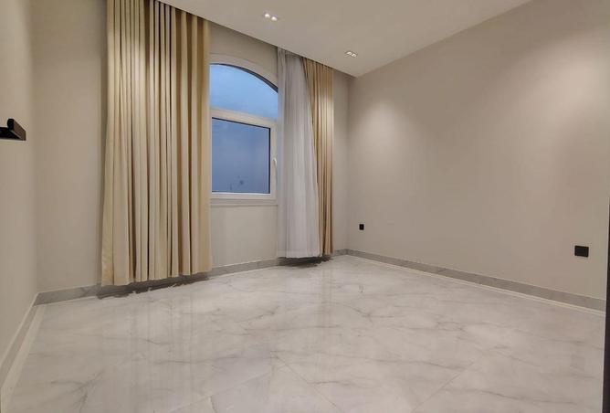 54294243 - صورة العقار 3