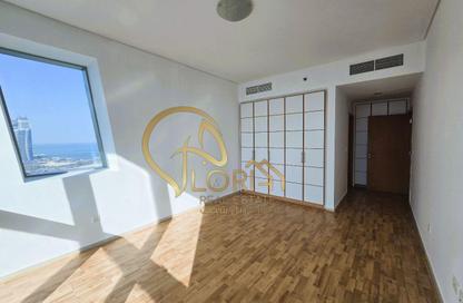 Apartment - 2 Bedrooms - 4 Bathrooms for sale in Zig Zag Tower A - Zig Zag Towers - West Bay - Doha