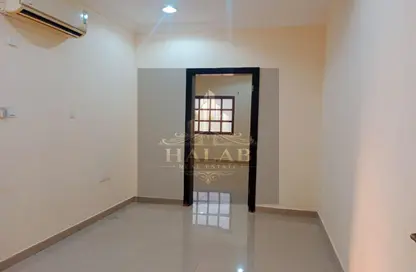 Apartment - 1 Bedroom - 1 Bathroom for rent in Umm Salal Ali - Umm Salal Ali - Doha