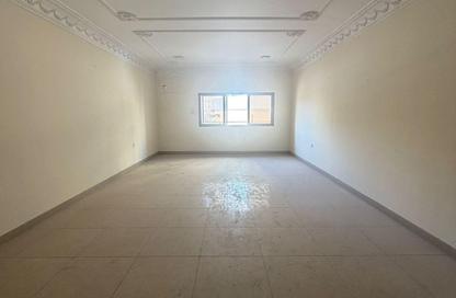Apartment - 3 Bedrooms - 3 Bathrooms for rent in Al Sadd Road - Al Sadd - Doha