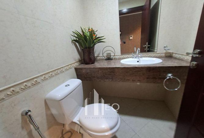 57202870 - Property Image 2