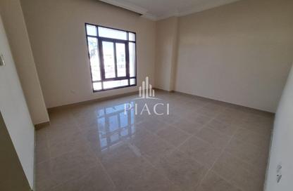 Apartment - 3 Bedrooms - 2 Bathrooms for rent in Najma street - Old Airport Road - Doha