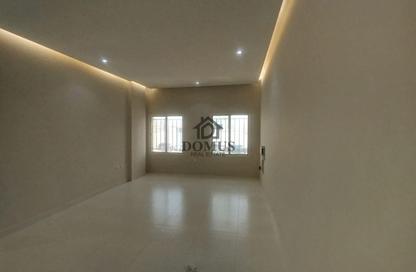 Apartment - 2 Bedrooms - 2 Bathrooms for rent in Al Zubair Bakkar Street - Al Sadd - Doha