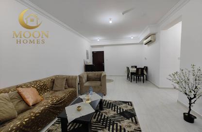 Apartment - 2 Bedrooms - 2 Bathrooms for rent in Anas Street - Fereej Bin Mahmoud North - Fereej Bin Mahmoud - Doha