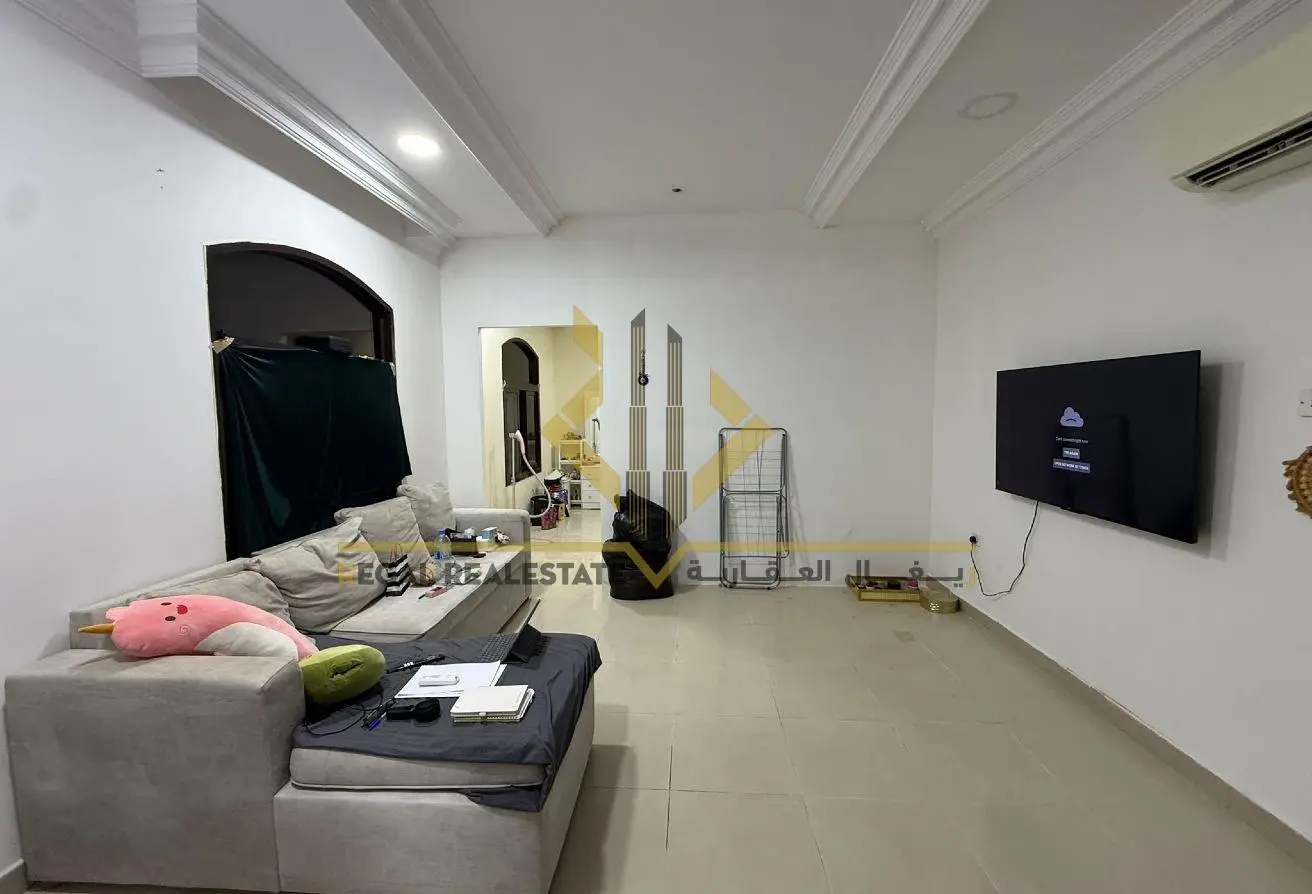 64033051 - Property Main Image