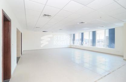 Office Space - Studio - 1 for rent in Al Nuaija Street - Al Nuaija - Doha