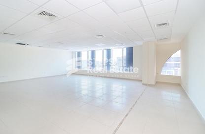 Office Space - Studio - 1 for rent in Al Nuaija Street - Al Nuaija - Doha
