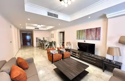 شقة - 2 غرف نوم - 3 حمامات للايجار في فريج بن محمود الشمالي - فريج بن محمود - الدوحة