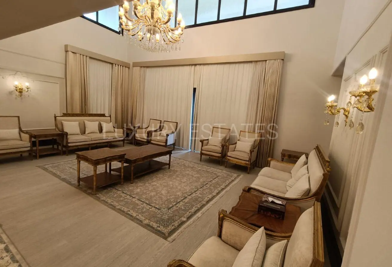 60111825 - Property Main Image