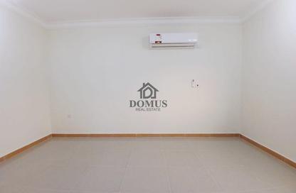 Apartment - 3 - 3 for rent in Thabit Bin Zaid Street - Al Mansoura - Doha
