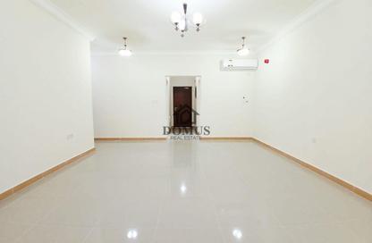 Apartment - 3 - 3 for rent in Thabit Bin Zaid Street - Al Mansoura - Doha