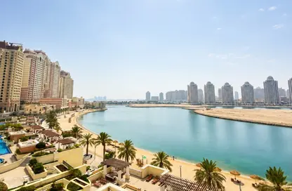 Apartment - 3 Bedrooms - 4 Bathrooms for rent in Viva East - Viva Bahriyah - The Pearl Island - Doha