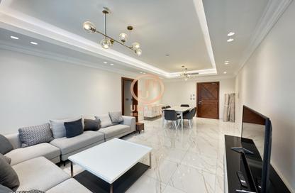 Apartment - 2 Bedrooms - 2 Bathrooms for rent in Giardino Gardens - Giardino Villas - The Pearl Island - Doha