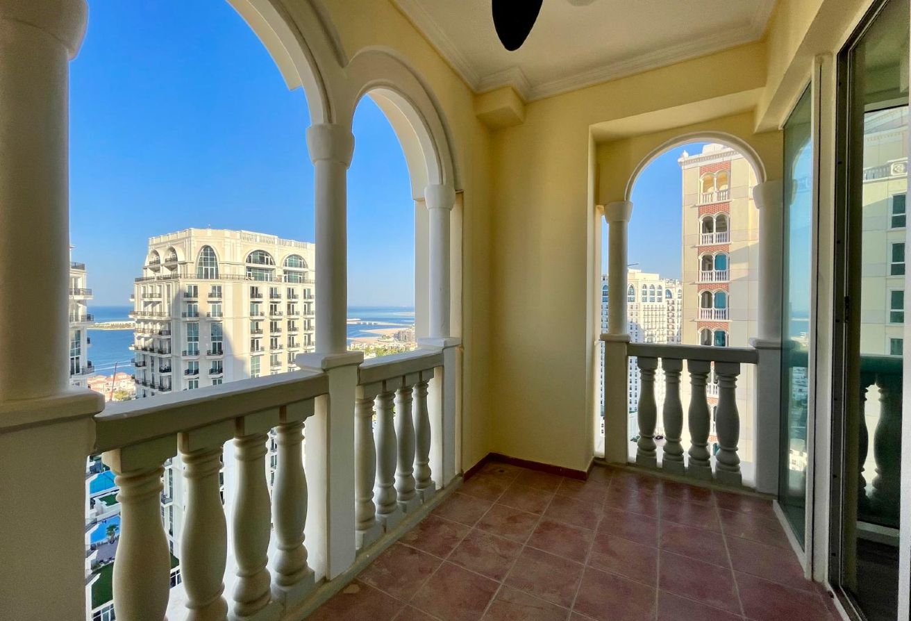 Prime Pearl Address | Spacious 1 Bedroom Apartment