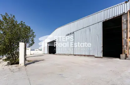 Warehouse - Studio - 1 Bathroom for rent in East Industrial Street - Birkat Al Awamer - Al Wakra