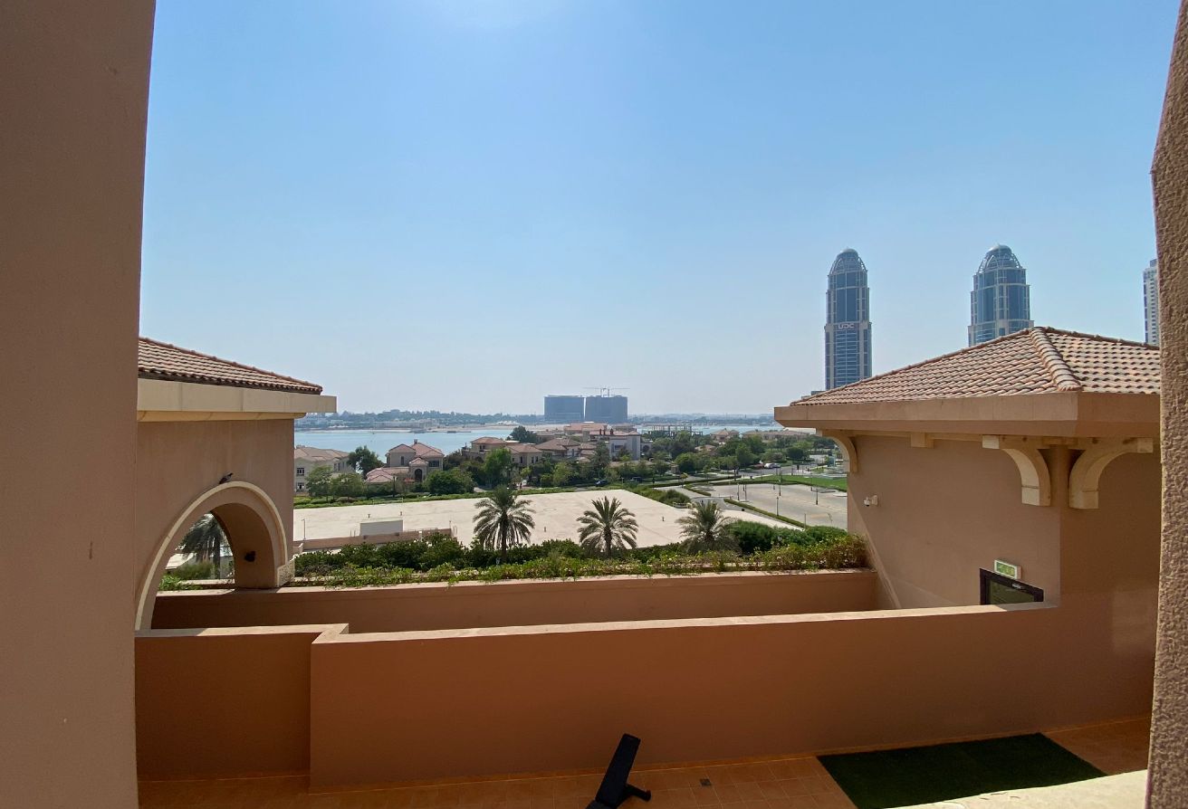 1 Bedroom | Porto Arabia | The Pearl thumbnail 6