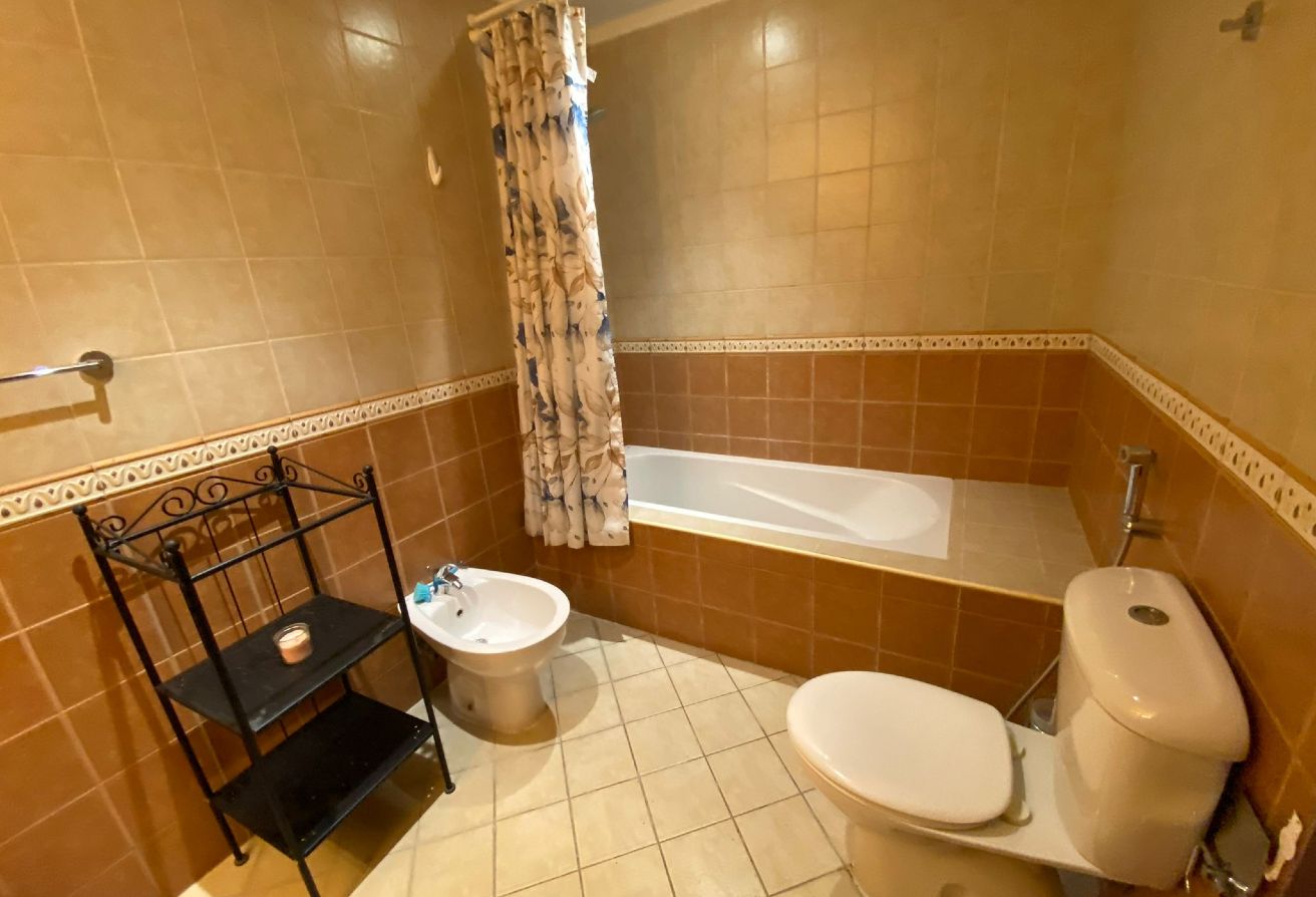 1 Bedroom | Porto Arabia | The Pearl thumbnail 8